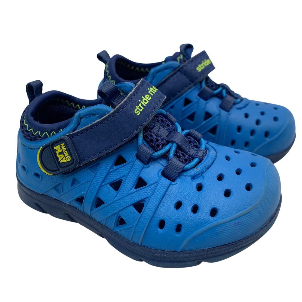 Stride Rite M2P Phibian Boys Sz 5 Water Shoes Blue Navy Slip On Straps Beach